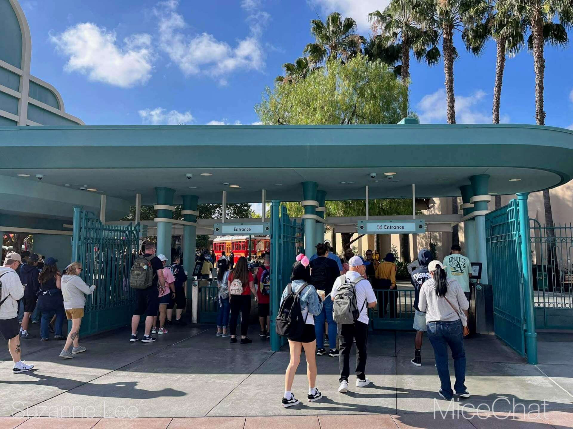 , DISNEYLAND UPDATE: Main Street Honors, Toy Story Things & Star Wars Dreams