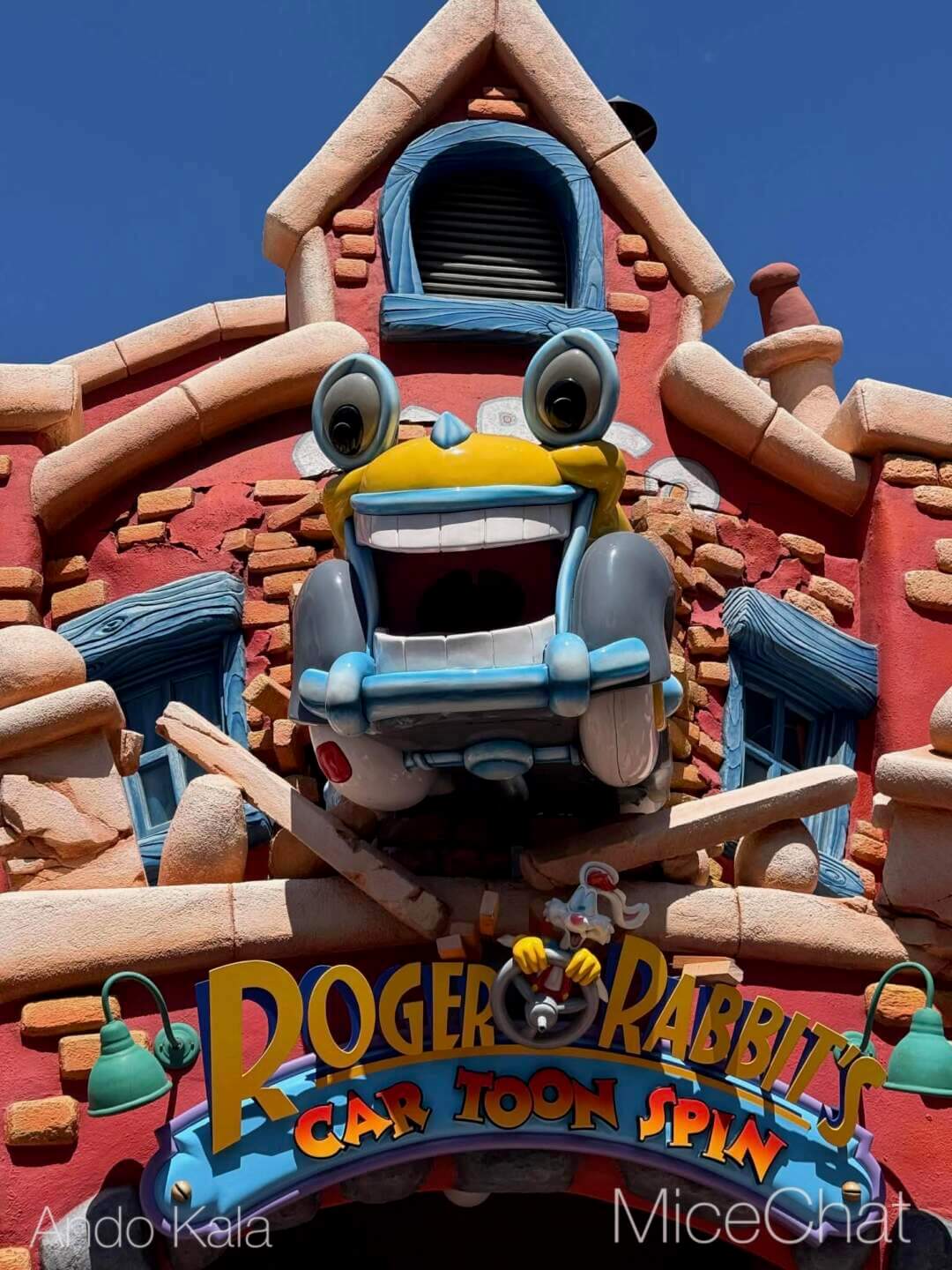 , DISNEYLAND UPDATE: Main Street Honors, Toy Story Things & Star Wars Dreams