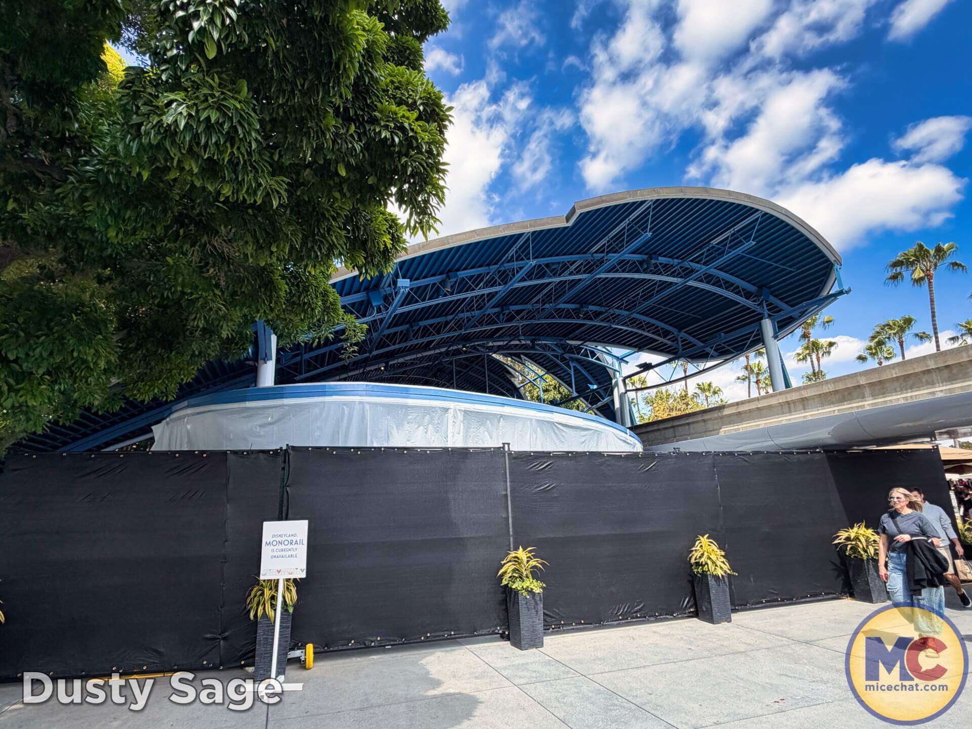 Disneyland Update, DISNEYLAND UPDATE: Spring Break Surge, D23 Drama & Construction Blues