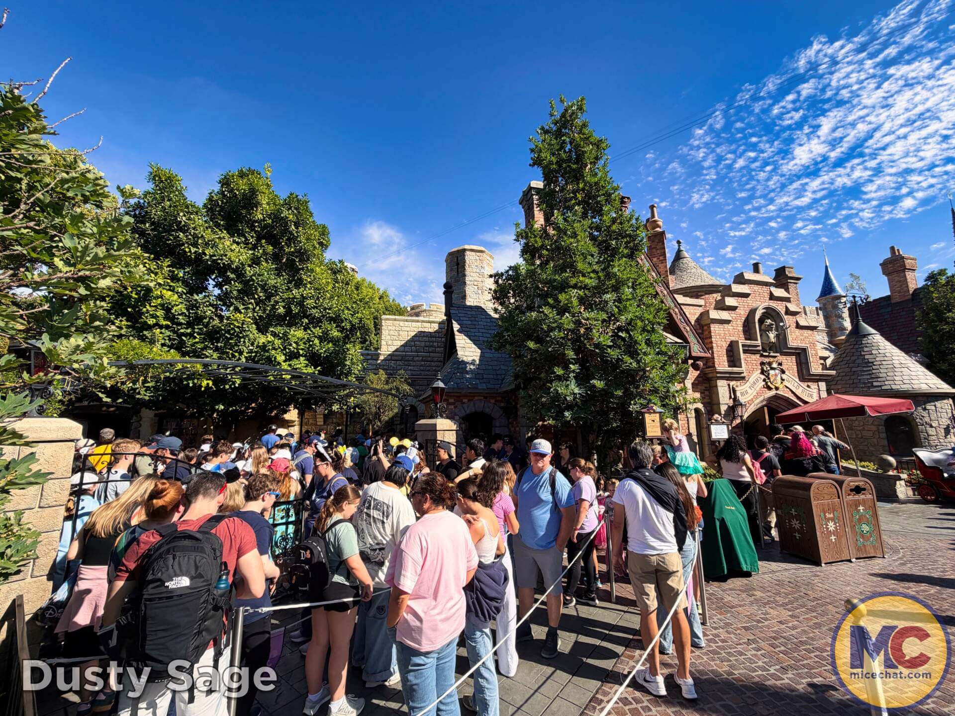 , DISNEYLAND UPDATE: Crowds, Closures & Corporate Cutbacks