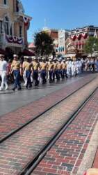 DLR-Memorial-Day-military-parade-1