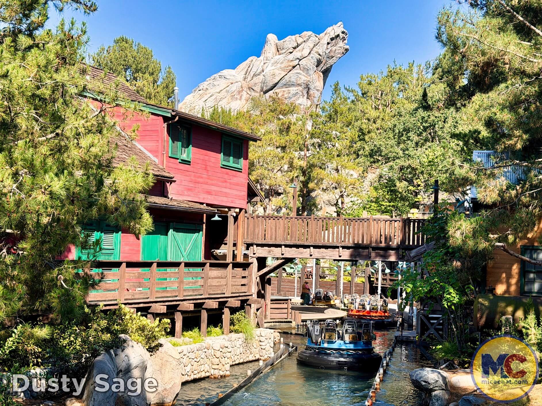 , DISNEYLAND UPDATE: Autopia Sparks, Star Wars Snarls & Summer Starts