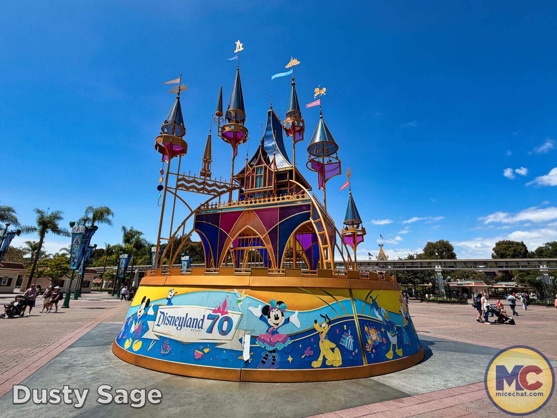 Disneyland News, DISNEYLAND UPDATE: Summer Builds, Shady Spots & Kids Rule