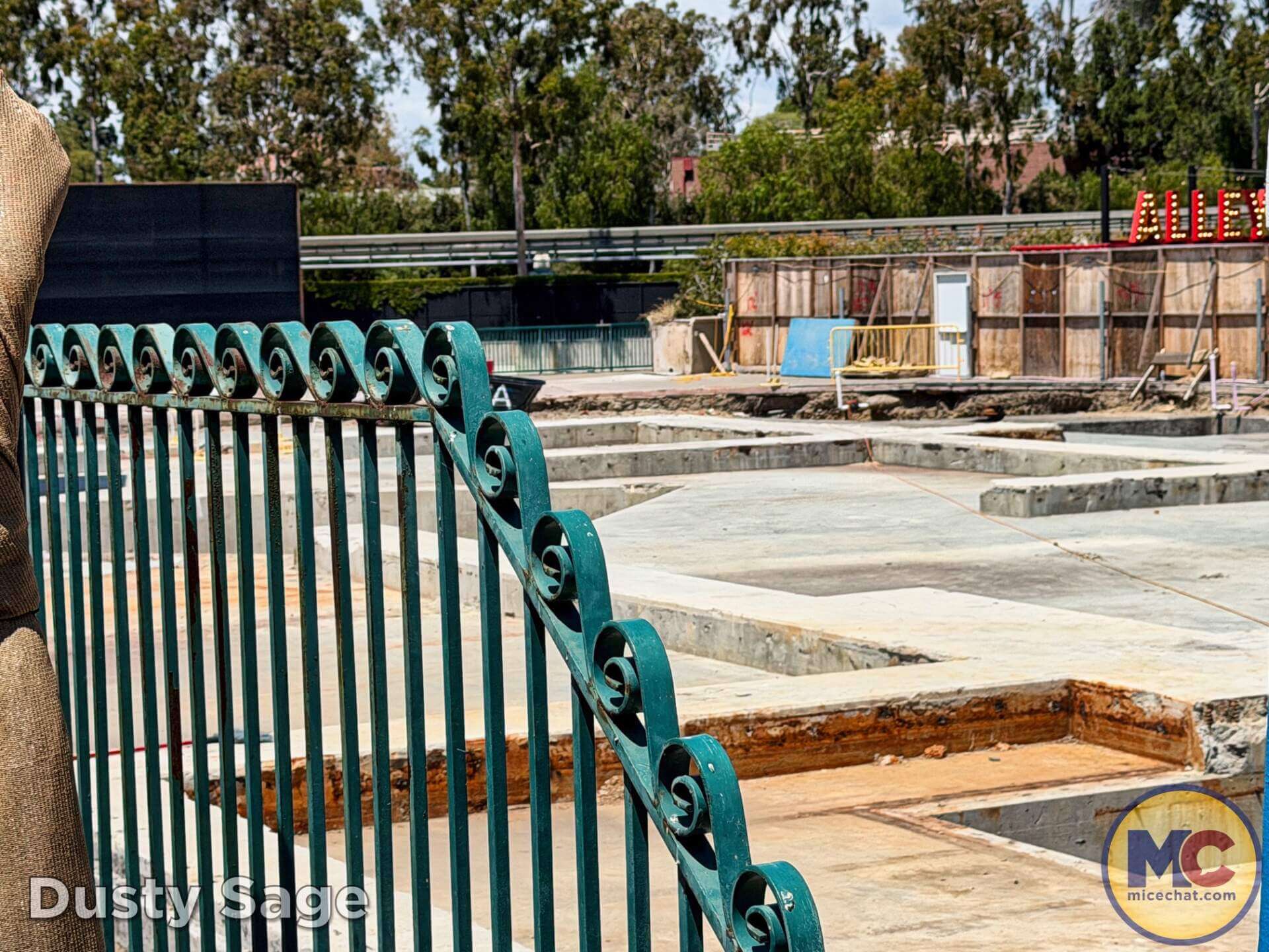 Disneyland News, DISNEYLAND UPDATE: Summer Builds, Shady Spots & Kids Rule