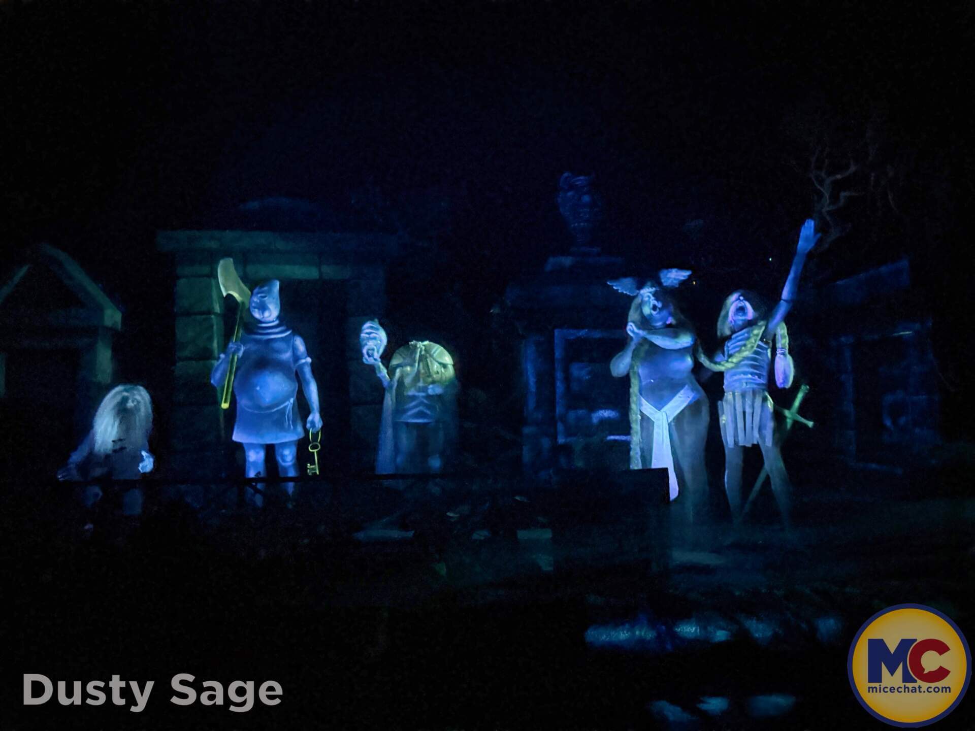 Disneyland, DISNEYLAND UPDATE: Secret Grogu Mode, Coco Walls & An Emergency Next Door