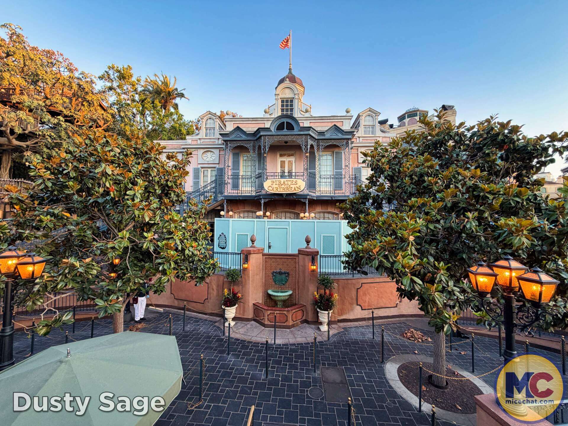 , DISNEYLAND UPDATE: Autopia Sparks, Star Wars Snarls & Summer Starts