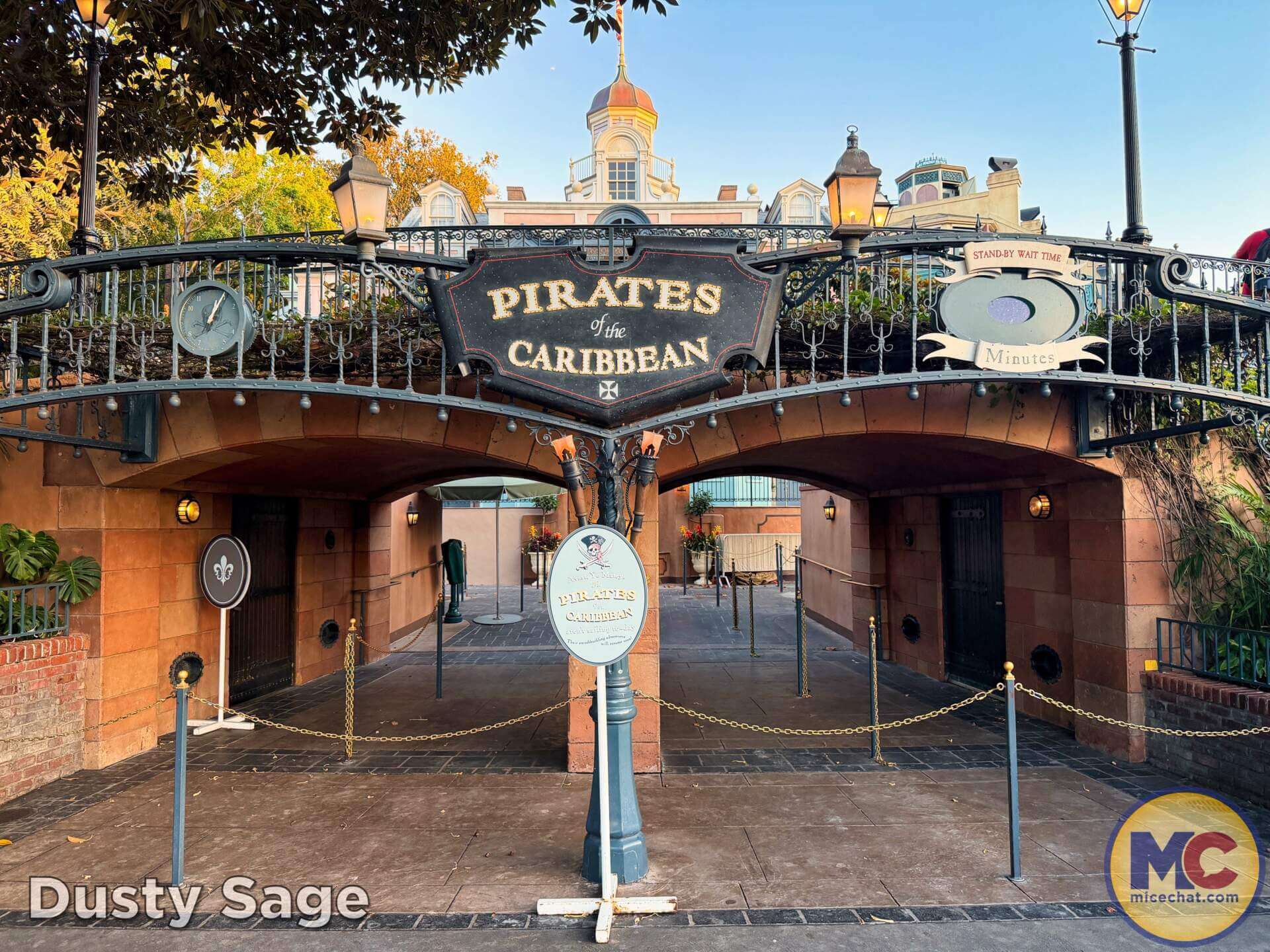 Disneyland, DISNEYLAND UPDATE: Secret Grogu Mode, Coco Walls & An Emergency Next Door