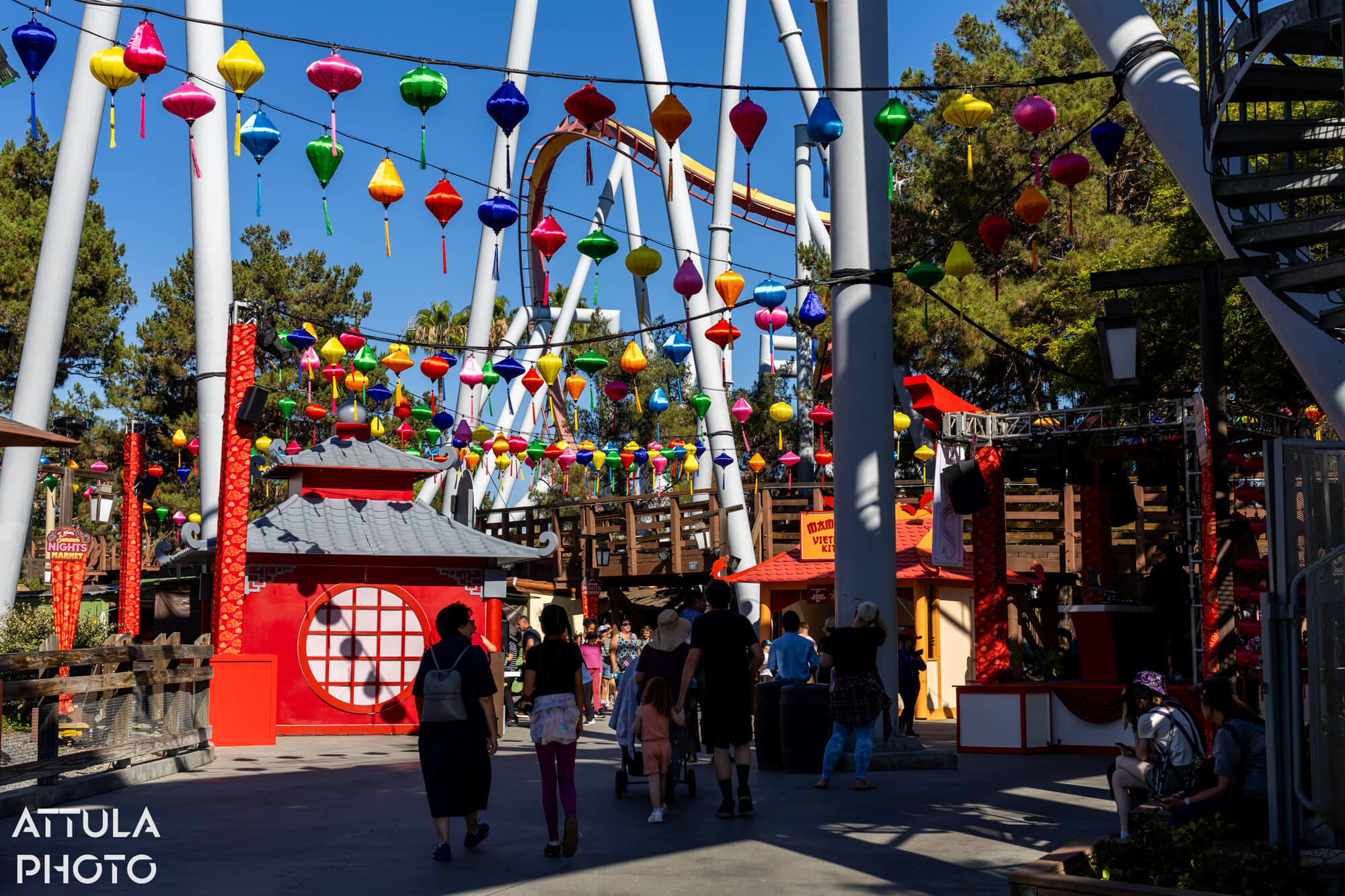 Knott's Berry Farm Summer, Knott’s Berry Farm Summer 2026 Guide: What’s New, What’s Back, and What to Eat
