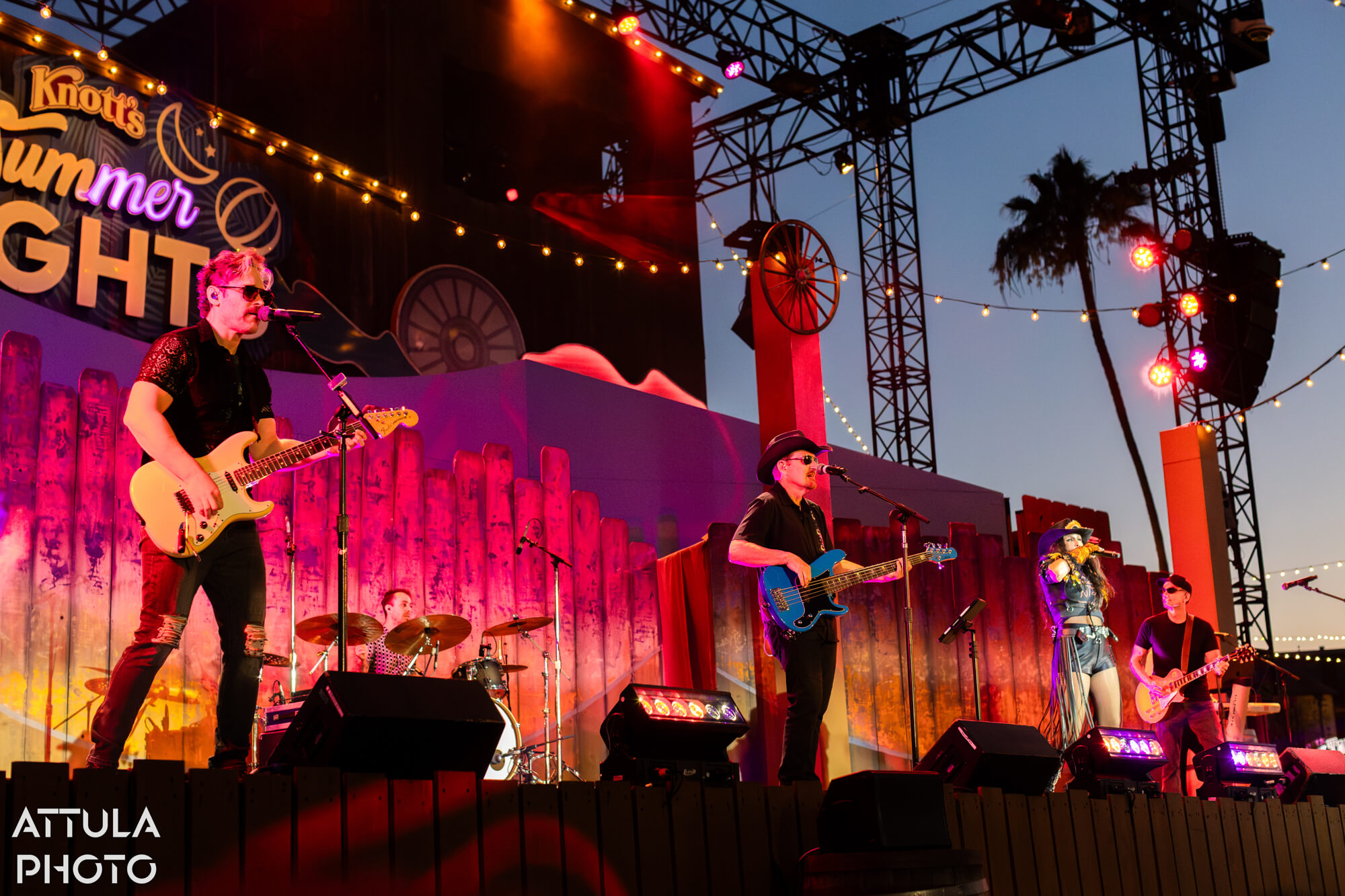 Knott's Berry Farm Summer, Knott’s Berry Farm Summer 2026 Guide: What’s New, What’s Back, and What to Eat