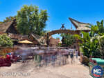 Disneyland beauty Adventureland Sign Crowd Blur MiceChat