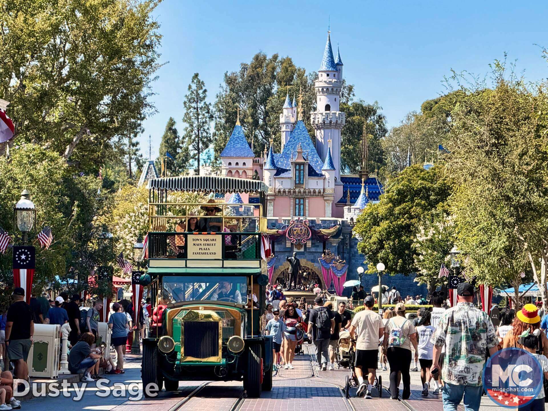 Disneyland, DISNEYLAND UPDATE: Hot Days, Cool Crowds & Summer Shakeups