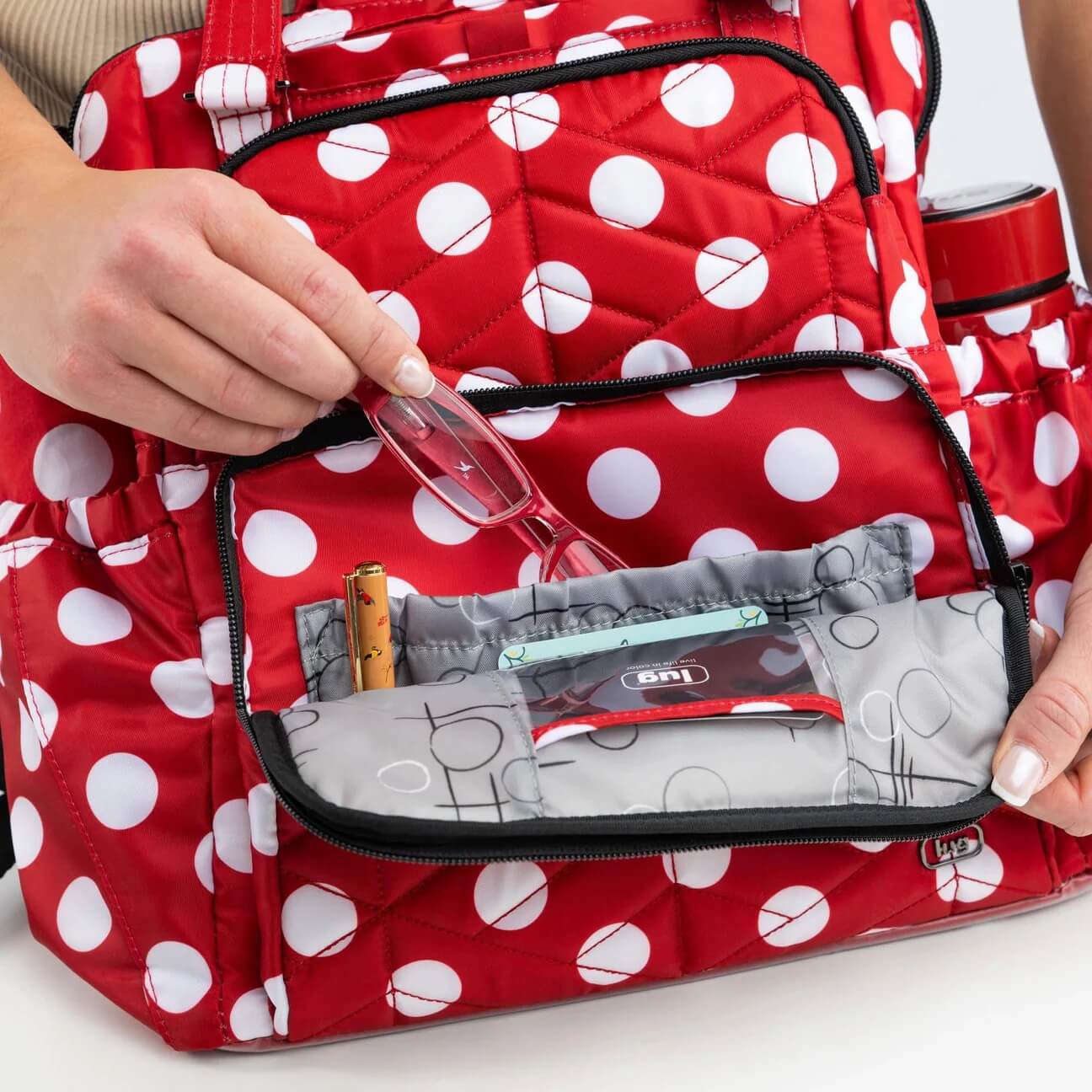best park bag, Battle of the Bags: The Best Disney Park Bag for Your Visit