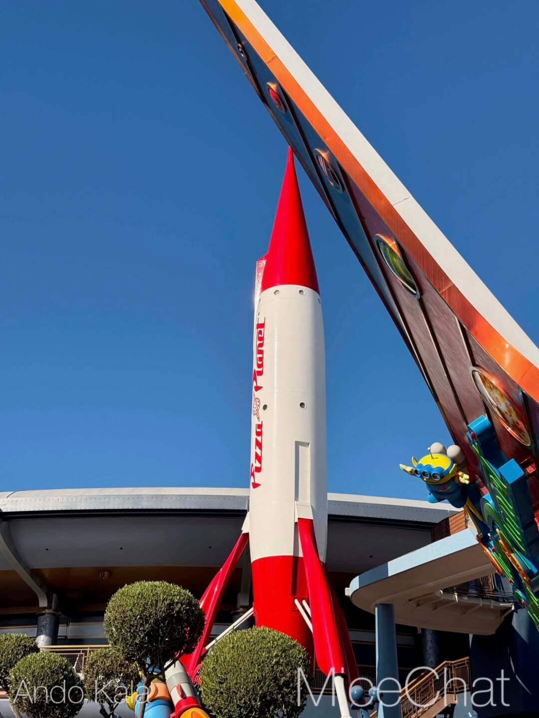 Disneyland, DISNEYLAND UPDATE – Tomorrowland Troubles, The Vanishing Act, & A Parkwide Potty Panic