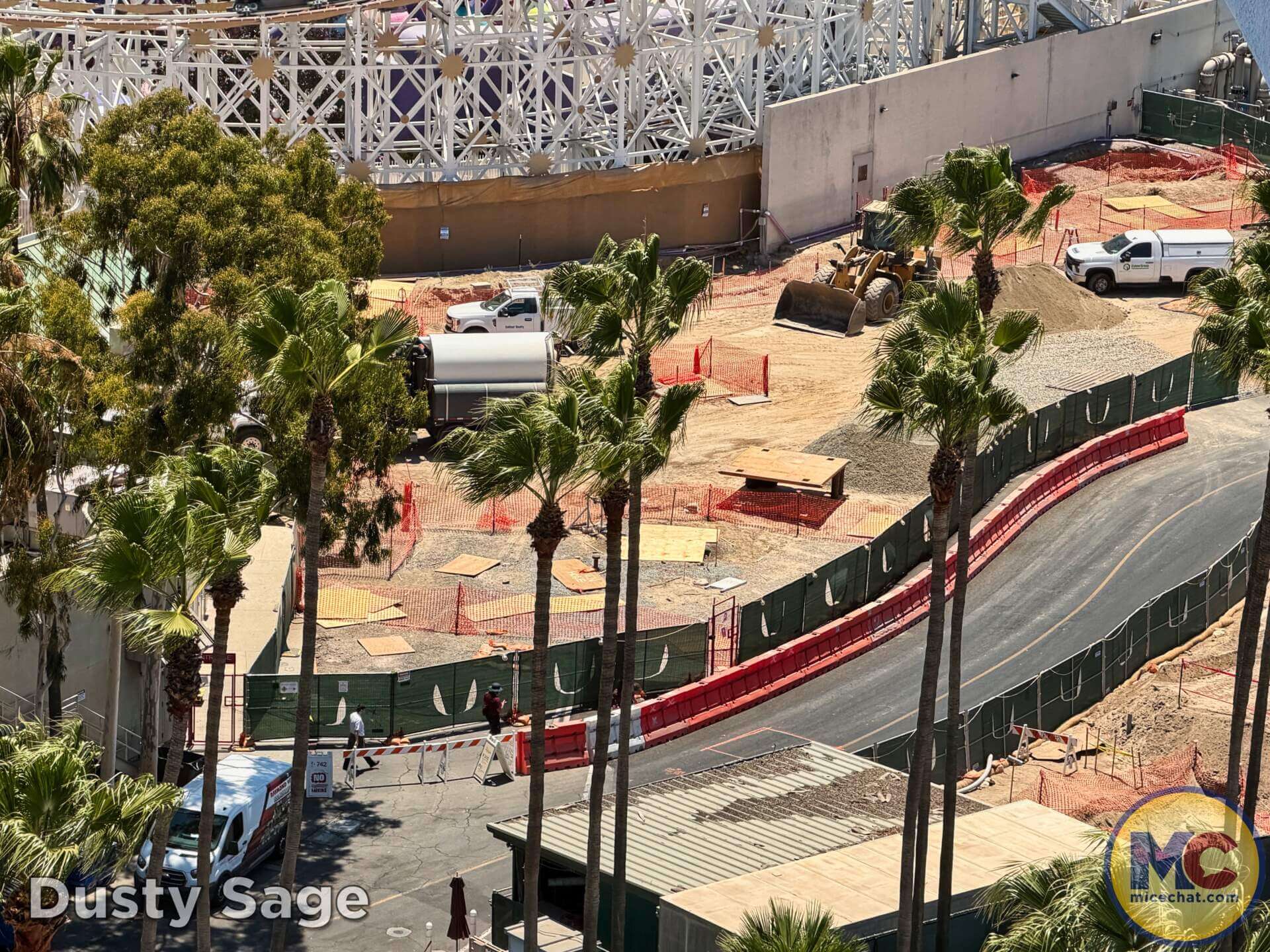 Disneyland, DISNEYLAND UPDATE: Hot Days, Cool Crowds & Summer Shakeups