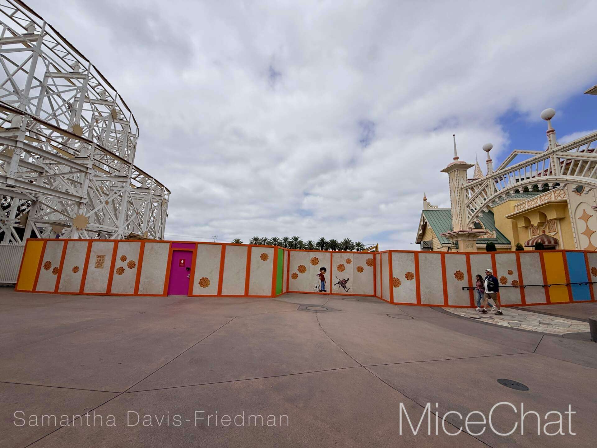 , DISNEYLAND UPDATE: A Pirate’s Glitch for Me, The Billionth Guest, &  Cheap Sell-Out
