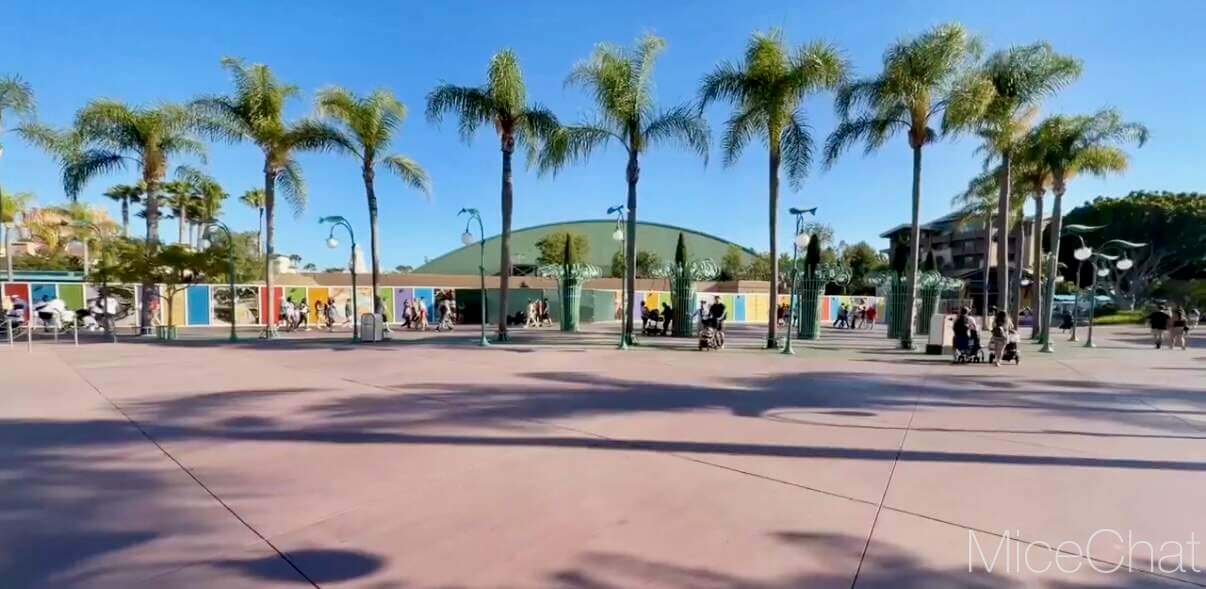 Disneyland, DISNEYLAND UPDATE: Hot Days, Cool Crowds & Summer Shakeups