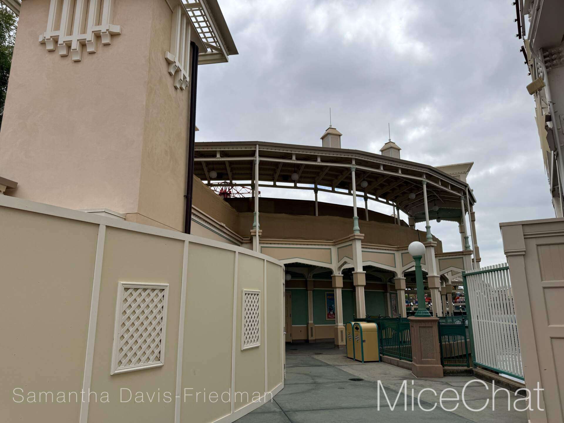 , DISNEYLAND UPDATE: A Pirate’s Glitch for Me, The Billionth Guest, &  Cheap Sell-Out