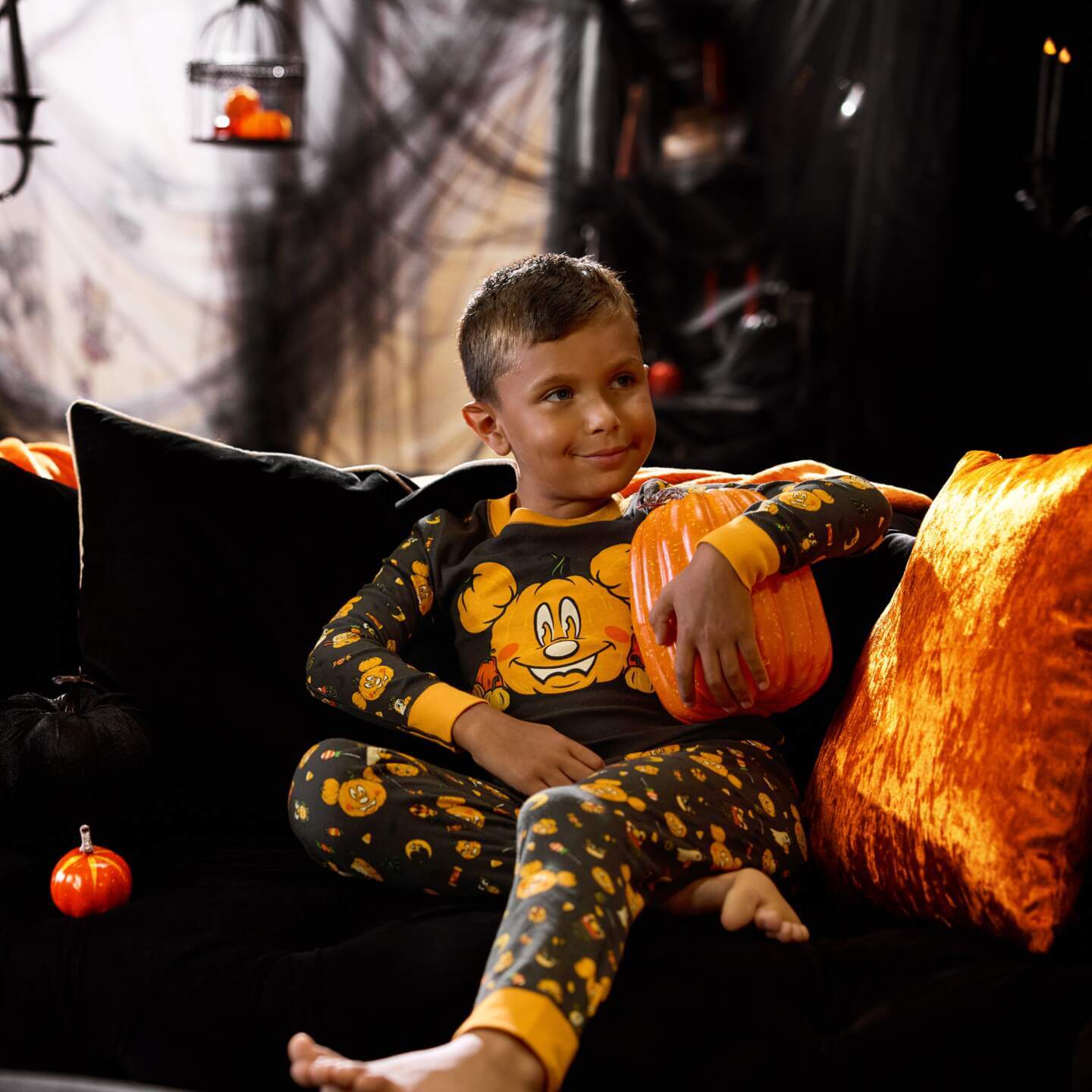 Disney Halloween merchandise, Disney Halloween Merchandise 2026: 85+ New Photos of Hocus Pocus, Disney Fall, Cats & Dogs, and More
