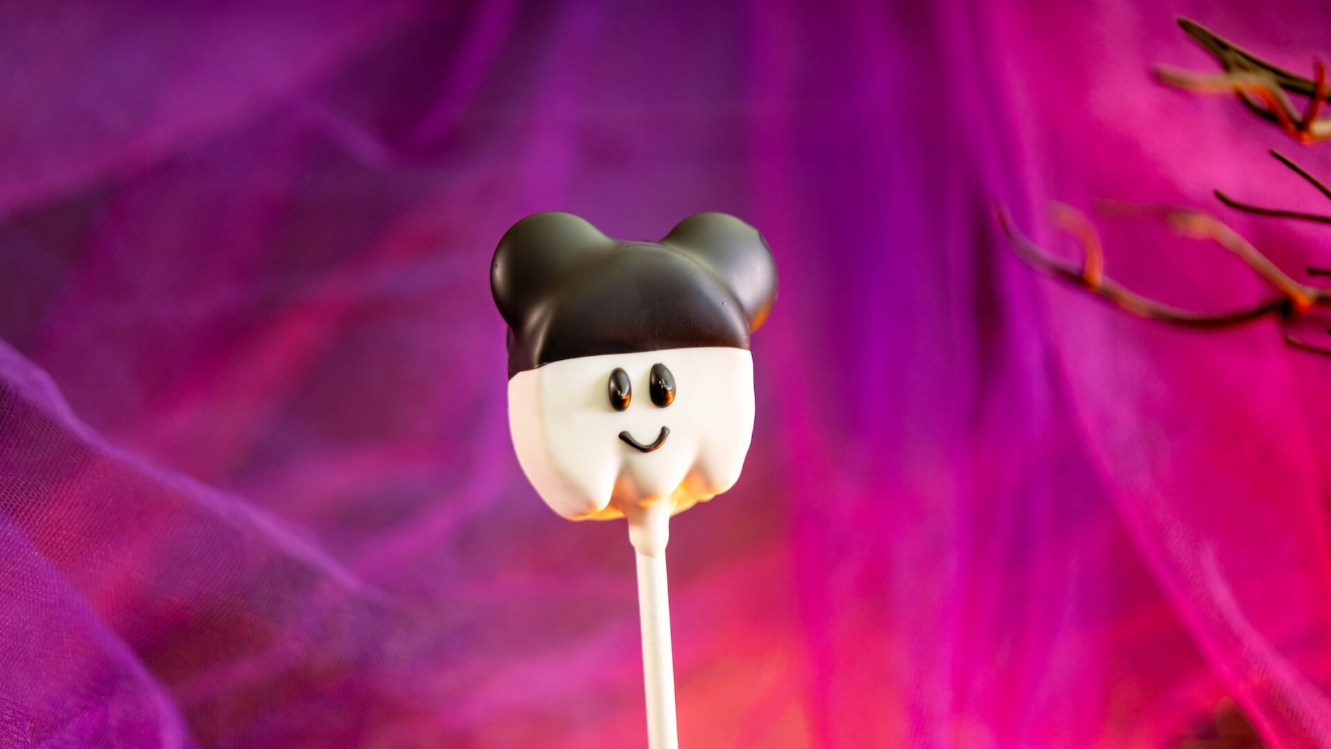 Disneyland Halloween, Disneyland Halloween Foodie Guide &ndash; 150 Bites, 8 Buckets, and One Very Exclusive Headless Horseman