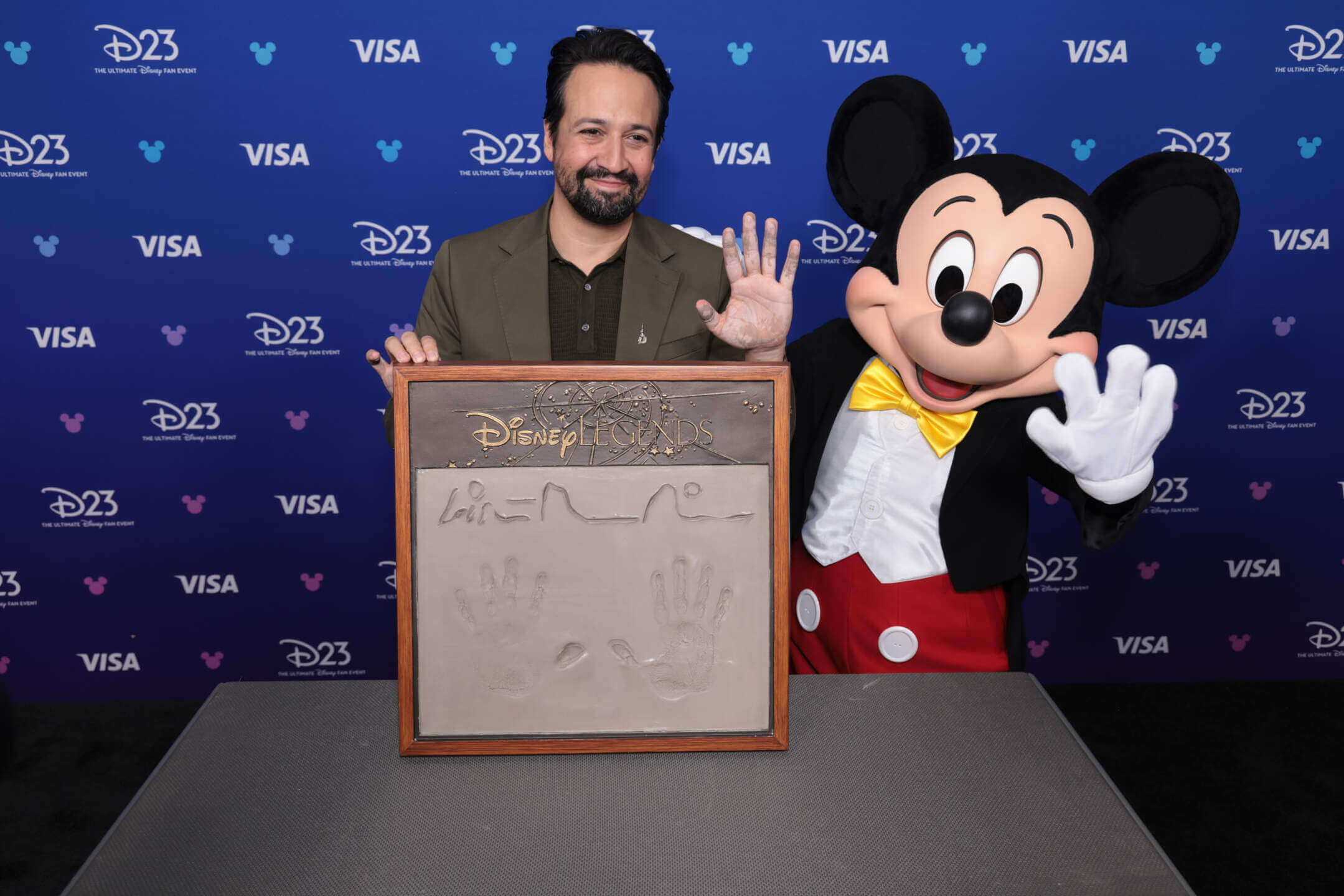 Lin-Manuel Miranda accepts his Disney Legends award at D23 2026
