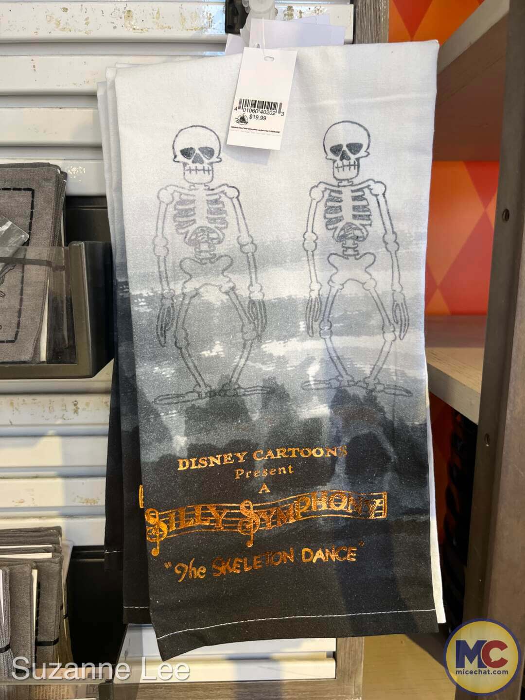 Disney Halloween merchandise, Disney Halloween Merchandise 2026: 85+ New Photos of Hocus Pocus, Disney Fall, Cats & Dogs, and More