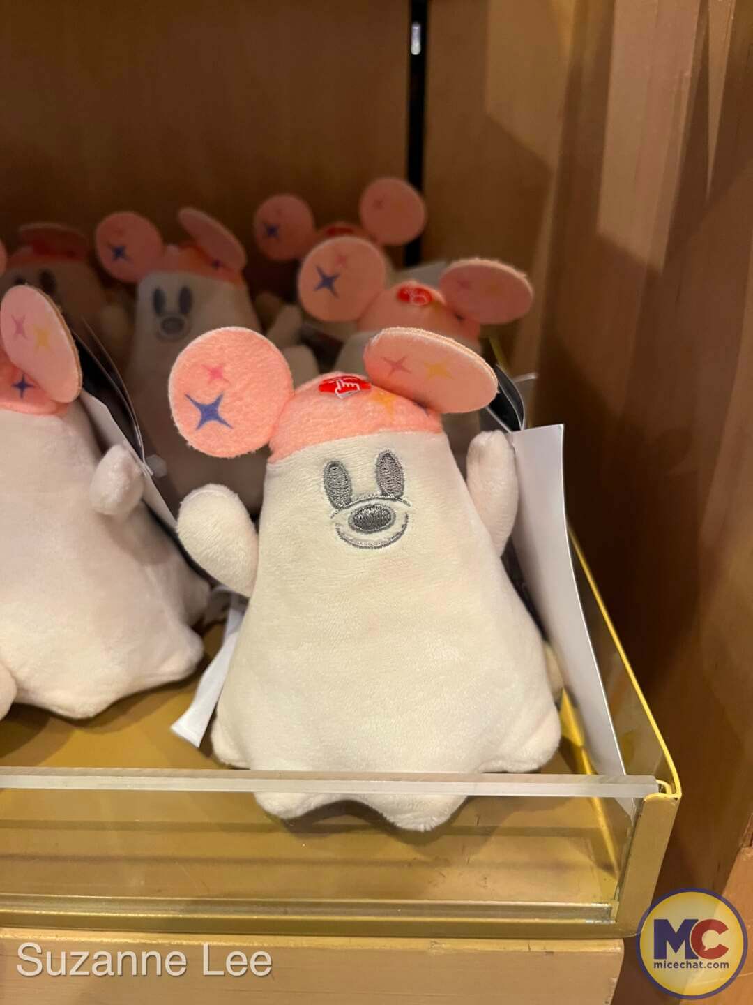 Disney Halloween merchandise, Disney Halloween Merchandise 2026: 85+ New Photos of Hocus Pocus, Disney Fall, Cats & Dogs, and More