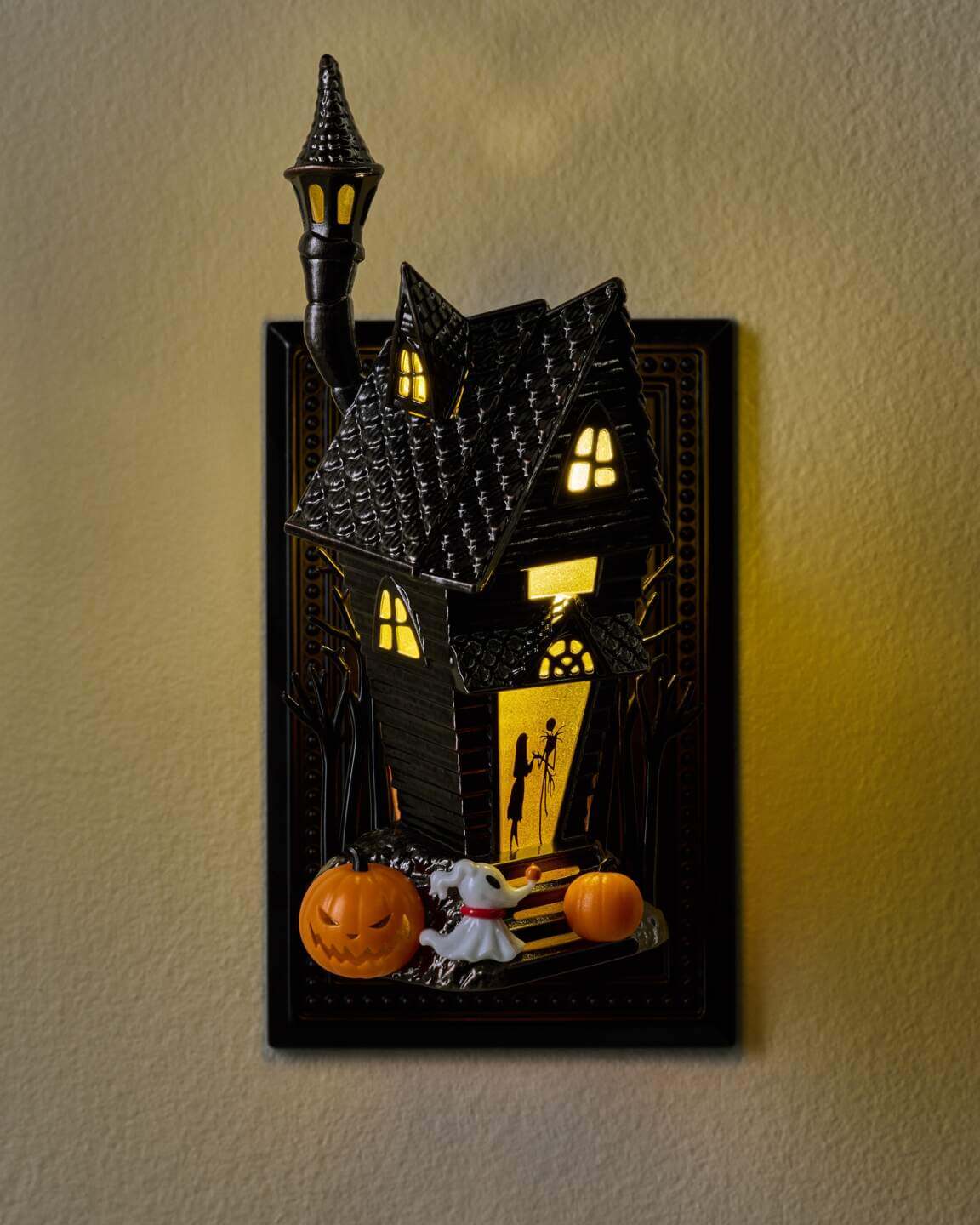 Bath Body Works Disney, Disney x Bath & Body Works’ The Nightmare Before Christmas Collection to Haunt Stores Soon!
