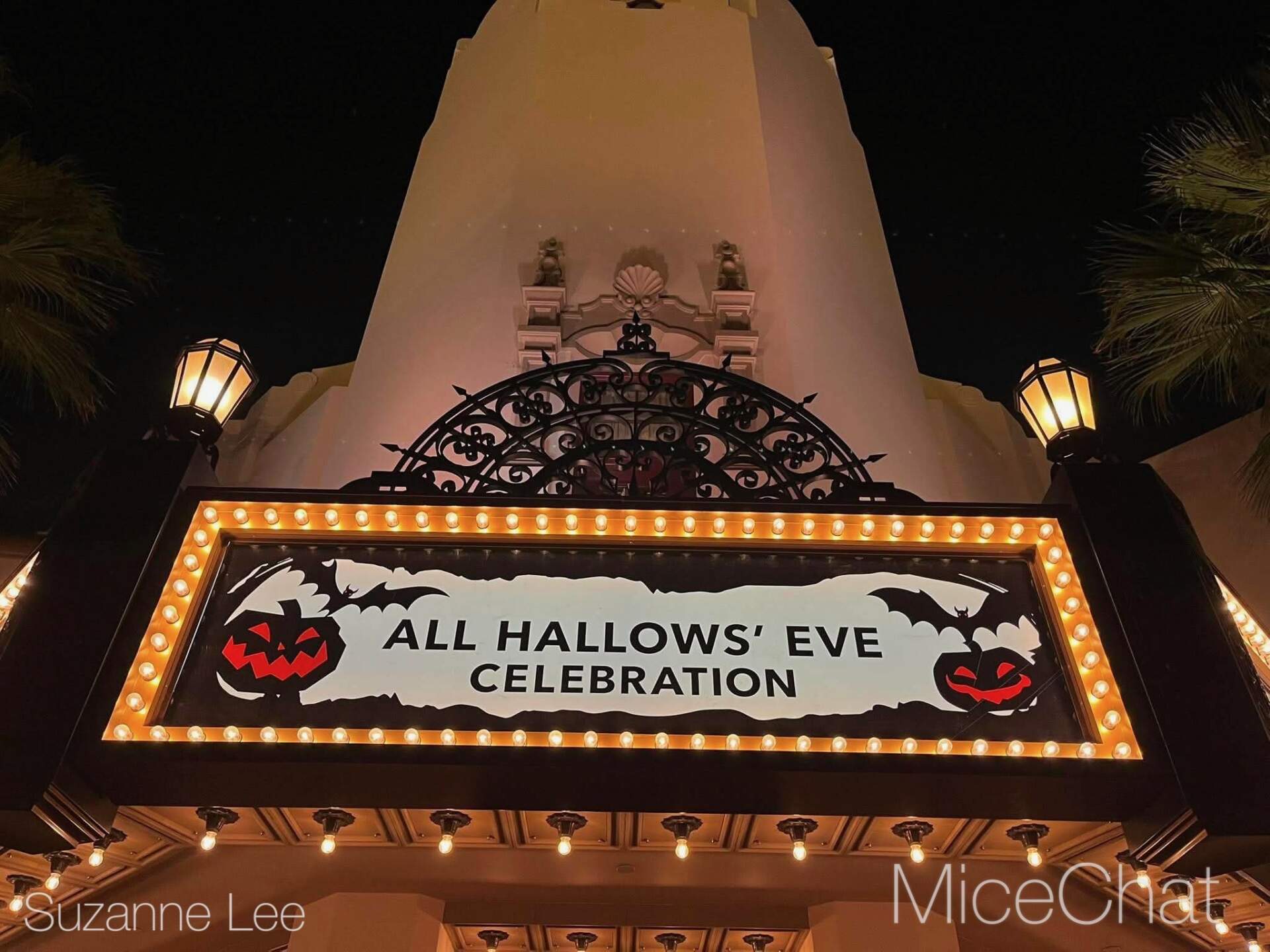 Jack-o'-lantern decorations along Buena Vista Street at California Adventure