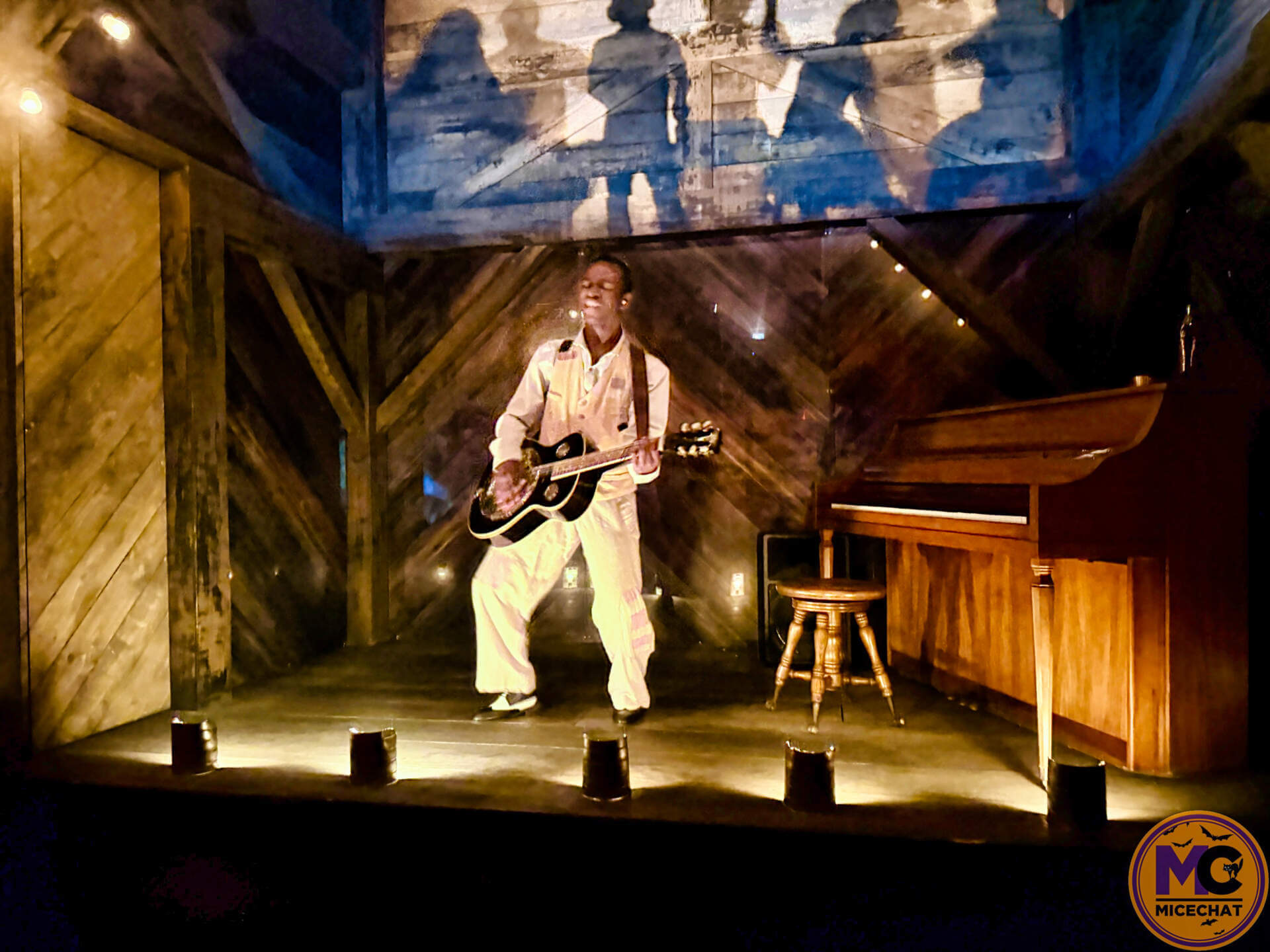 Sammie performs on the Club Juke stage in the Sinners haunted house at HHN 2026