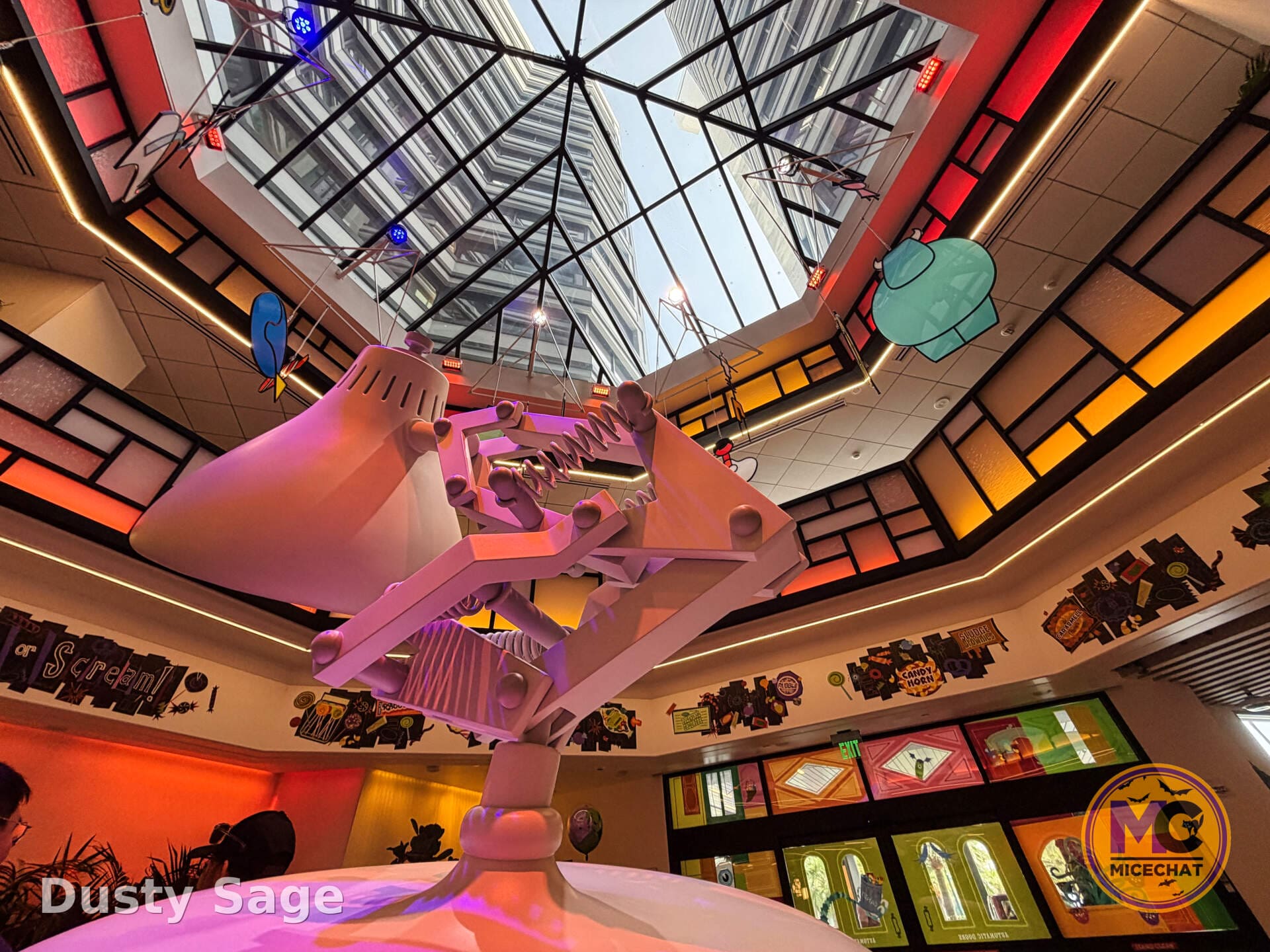 Giant Luxo Jr. lamp in the Pixar Place Hotel lobby